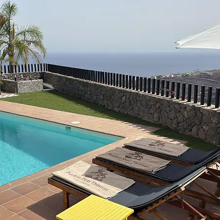 La Pintora Playa de Santiago (Isla de la Gomera)